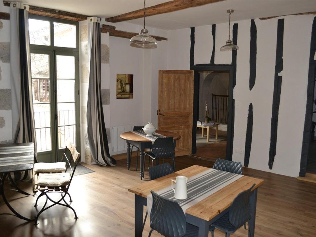 Du Cote De Chez Jeanne Hotel Fourcès Екстериор снимка