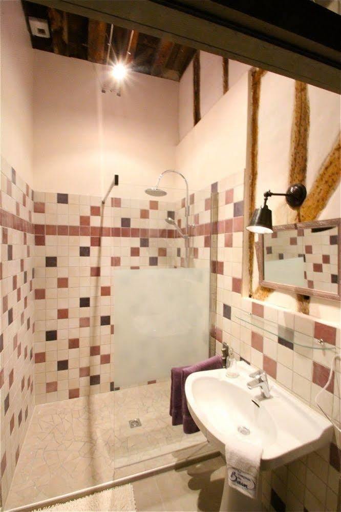 Du Cote De Chez Jeanne Hotel Fourcès Екстериор снимка